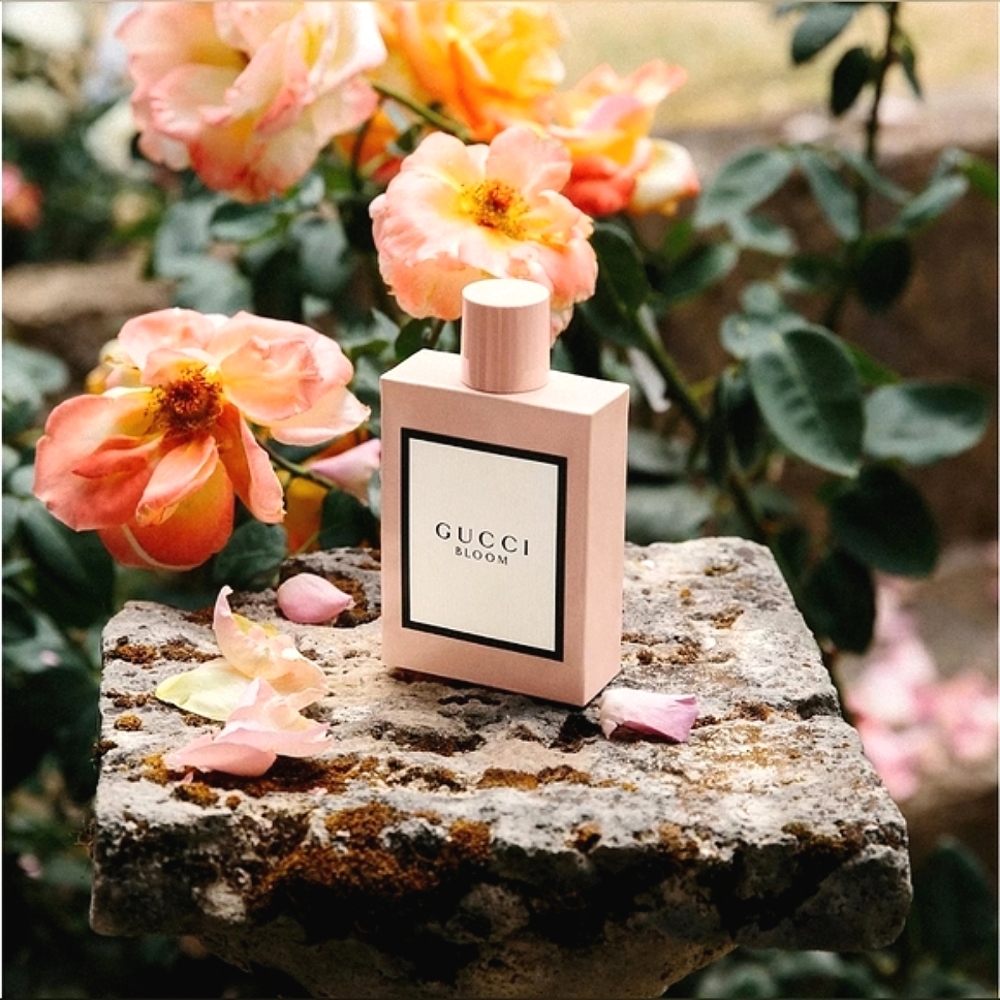 Gucci Bloom Eau de Parfum Spray, 3.3 oz. NEW - Picture 2 of 16